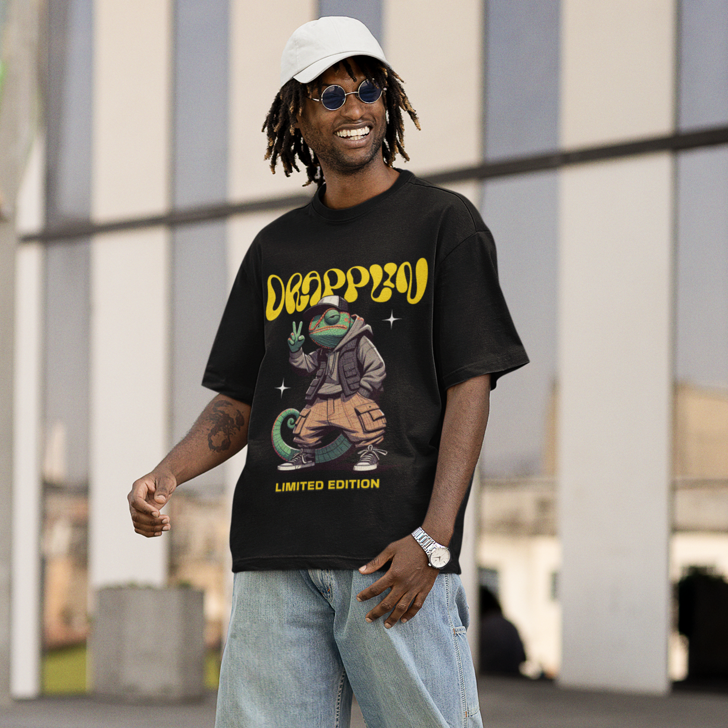 Drapplin Chameleon Premium Black Oversized Printed T-shirt